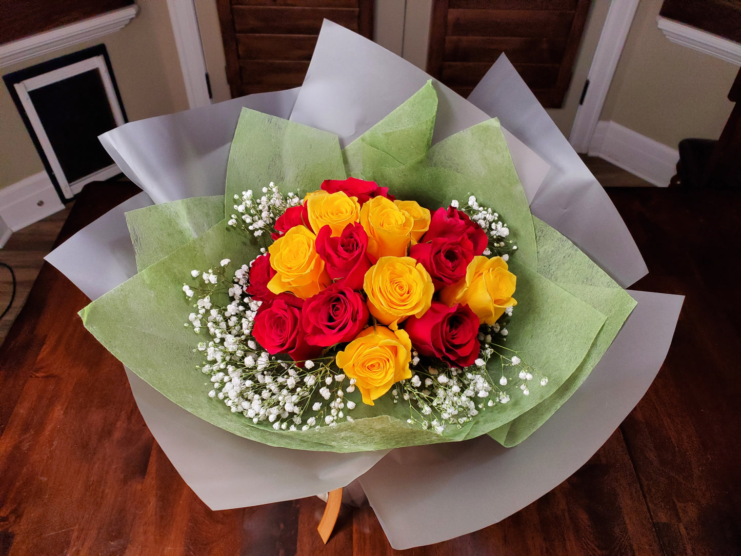 Rose Garden / Fresh Cut Flowers