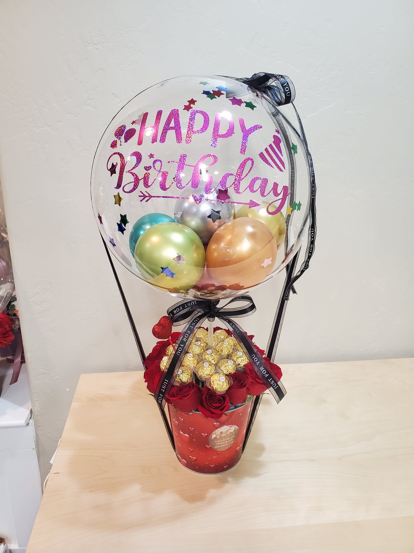 Harmony / Celebrate Balloon / Fresh Cut Roses